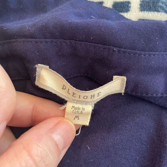 Pleione navy blue long sleeve top size medium - Picture 3 of 6